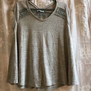 Women’s light sage swing top